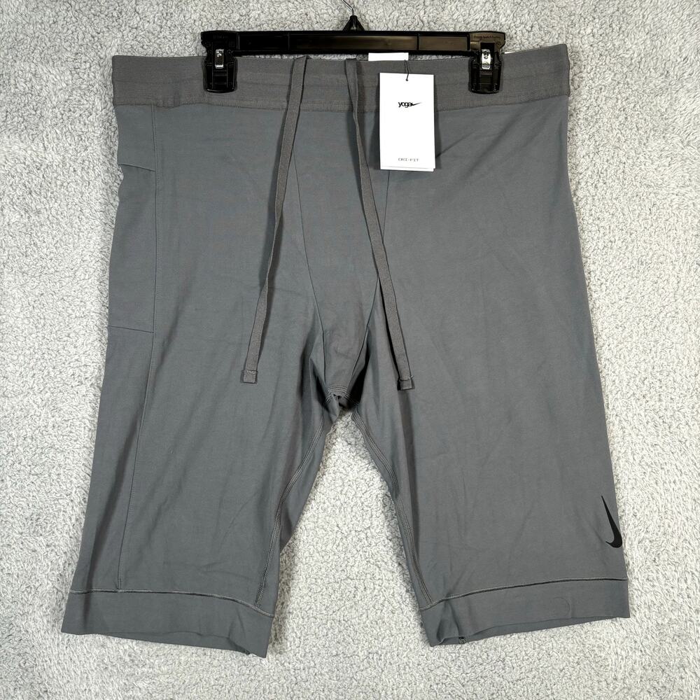 Nike Yoga Shorts Mens 3XL Gray Dri-Fit Infinalon Tight Fit Base Layer CJ8018-068